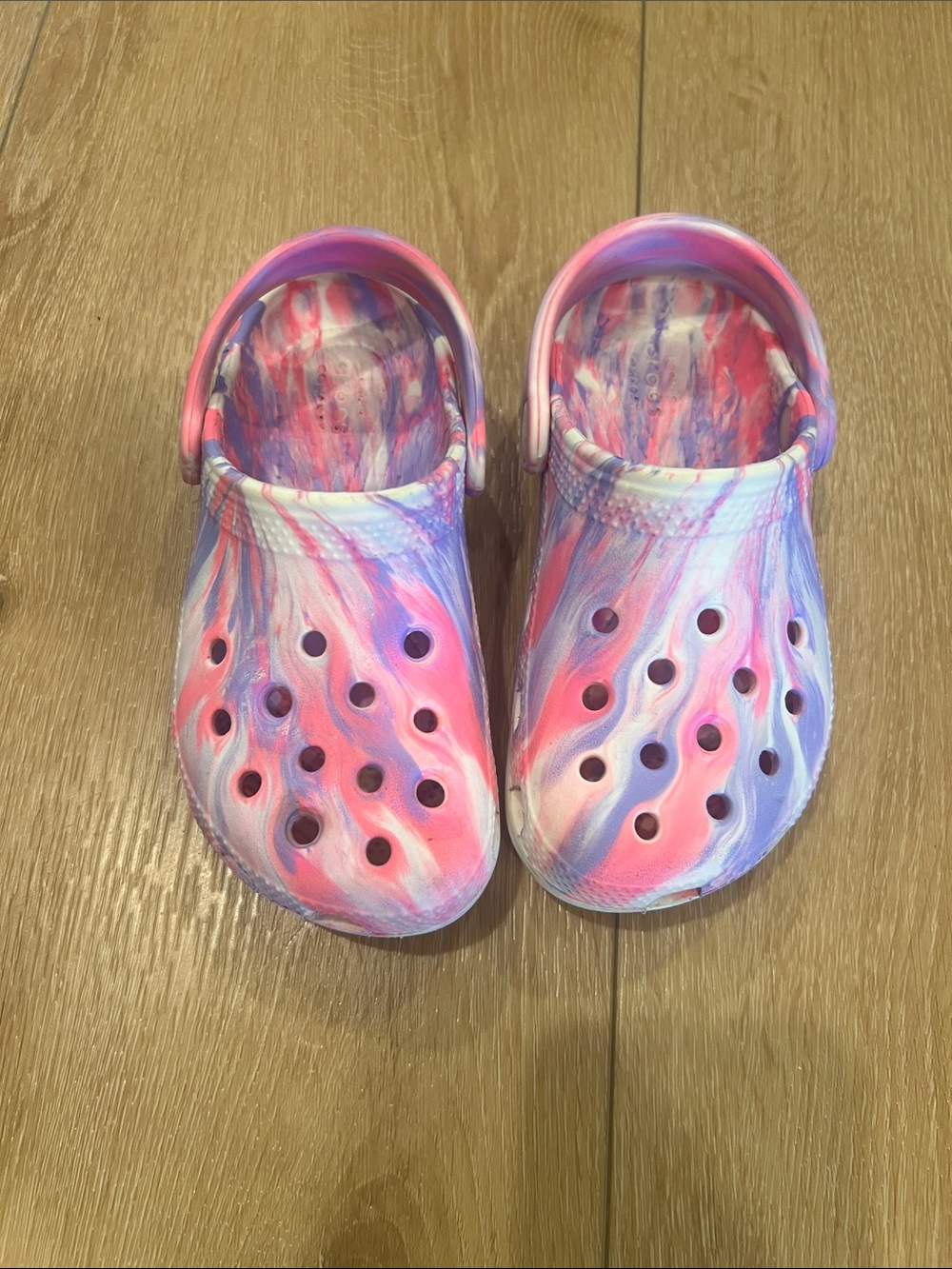 Kids' Tie-Dye Slip-On Crocs - Pink & Purple